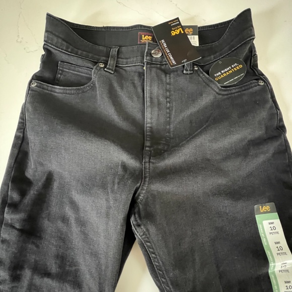 NWT: LEE Skinny High Rise - Size 10P - Picture 4 of 12